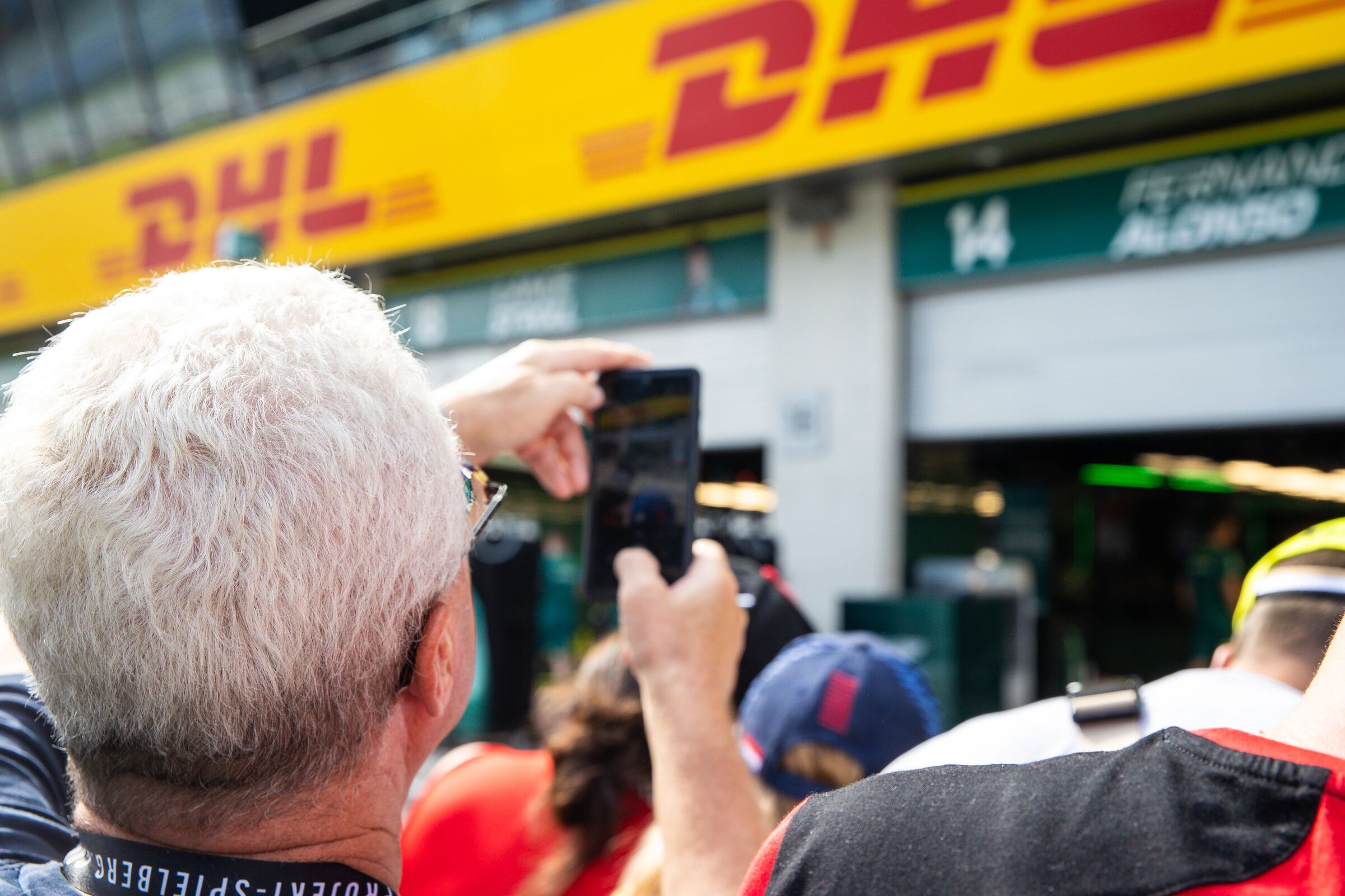 Exclusive Aramco F1® Pit Lane Walk Inclusion