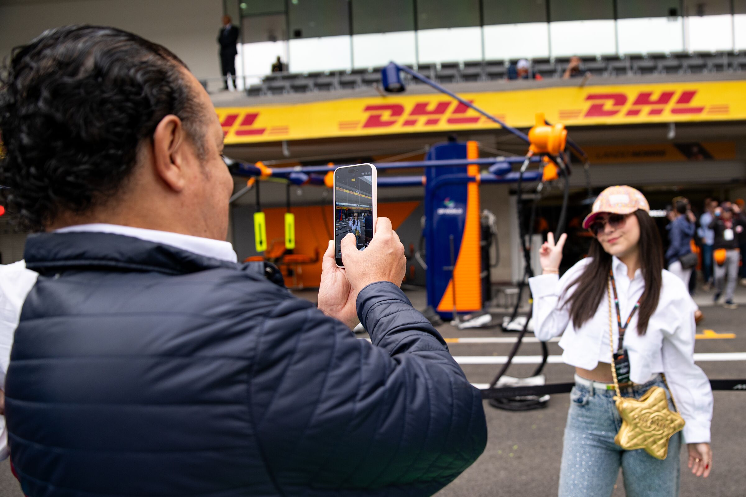 Exclusive Aramco F1® Pit Lane Walk Inclusion