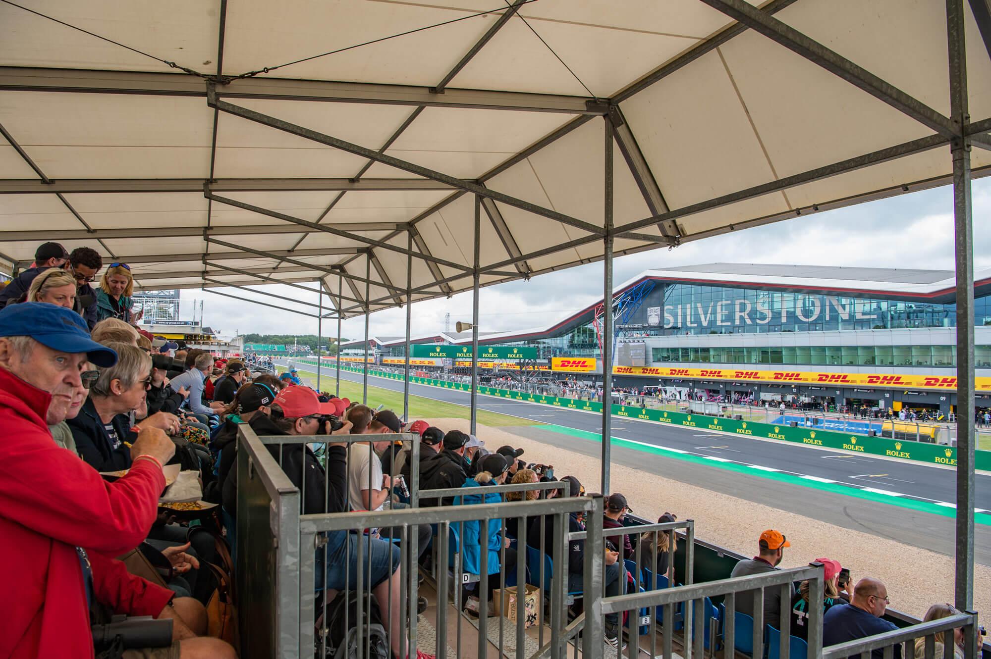 Hamilton Straight A Grandstand Inclusion